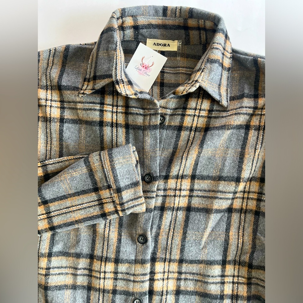 Adora Women's Small Gray Plaid Long Shacket Shirt Jacket Flannel Button Up NEW - Picture 2 of 8